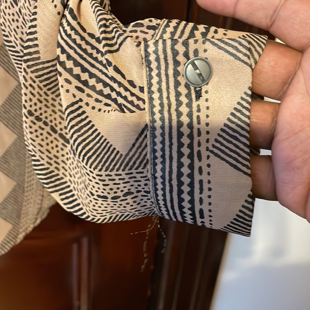 Aztec Print Top - Picture 8 of 8